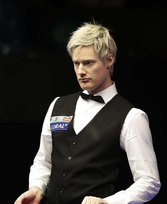 保持稳健的 保持稳健的